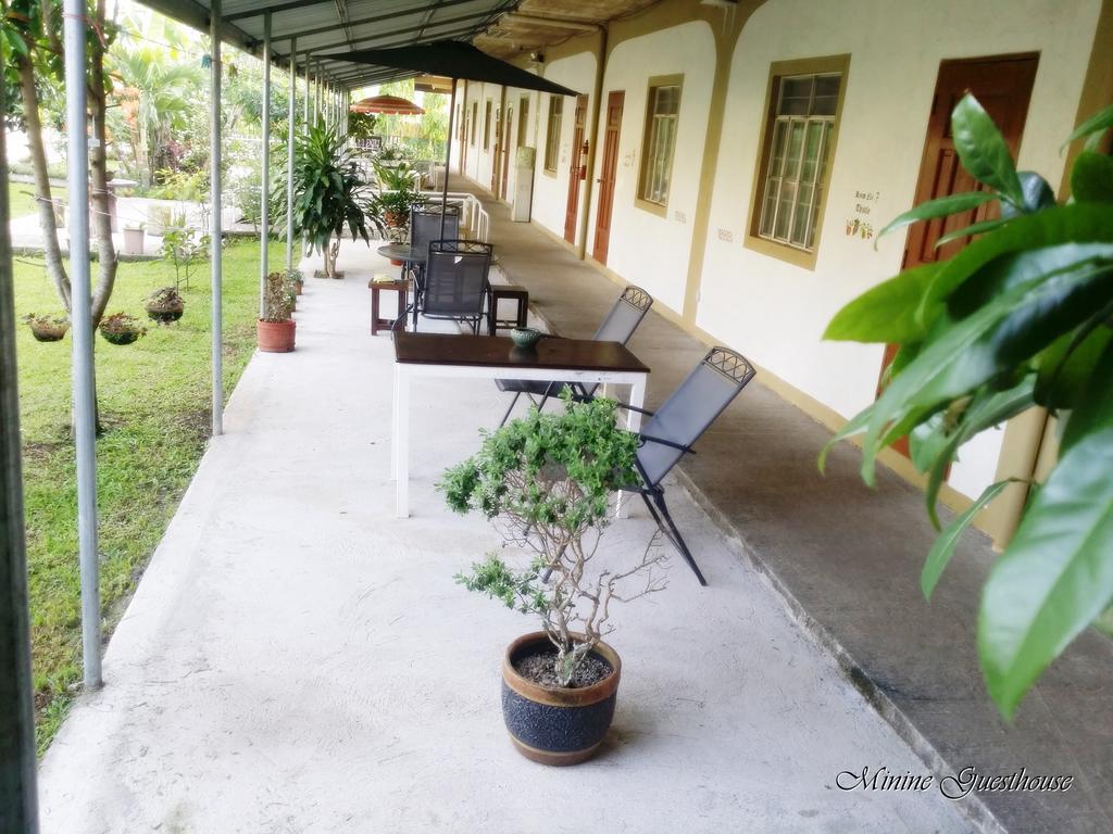 Minine Guesthouse Silang Exterior foto