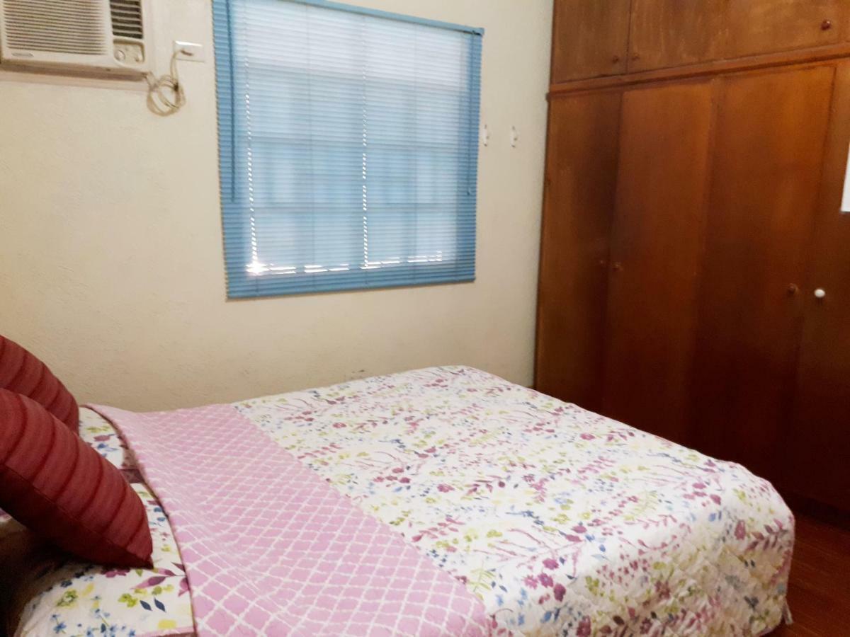 Minine Guesthouse Silang Exterior foto